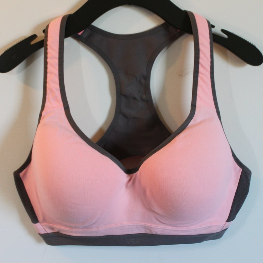 Victoria's Secret | Light Pink Sports Bra